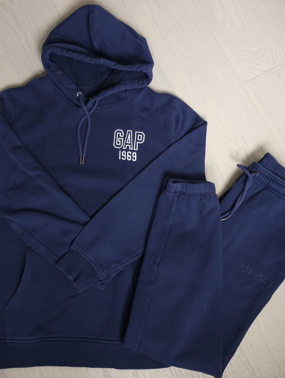 GAP 1969 Matching Sweat Set – Hoodie & Joggers – Navy Blue – Size Small